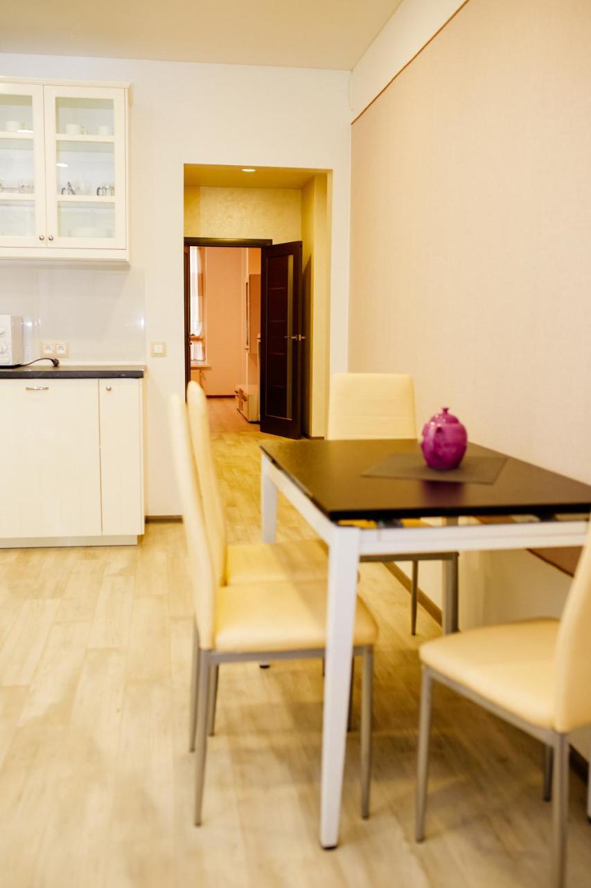 Семицвіт Lejlighed Lviv Eksteriør billede